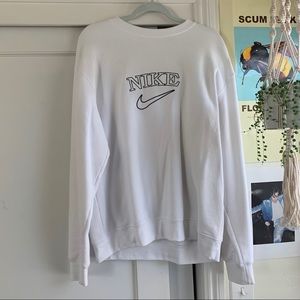 Nike Letter block Crewneck